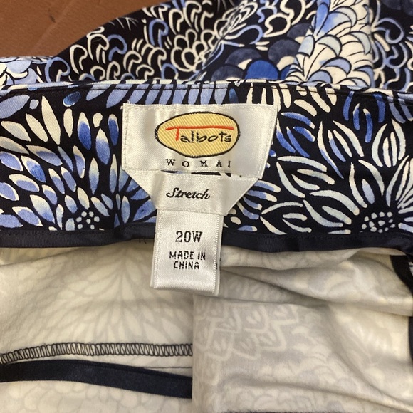 NWT - Talbots floral pants - Picture 3 of 4